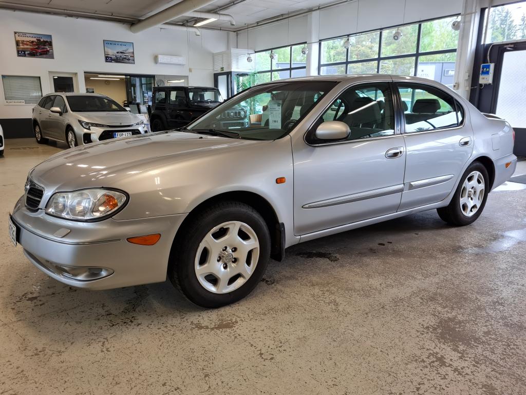 Nissan Maxima