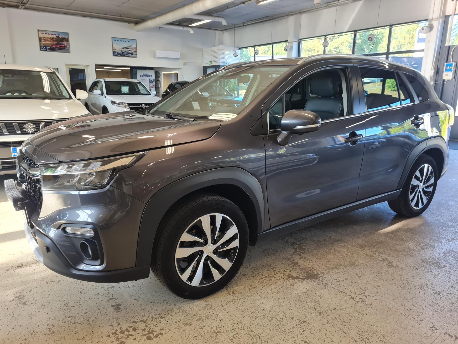 Suzuki S-cross